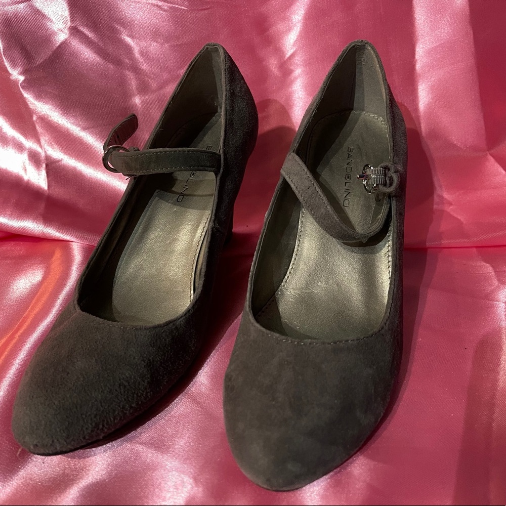 Women's wedge dress shoe. - Bandolino - 6.5